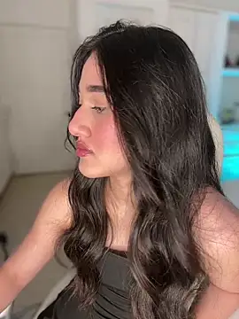 julieta jhonss online show from February 23, 2026, 3:48 am