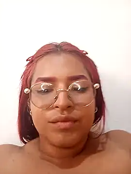 Snapshot of katia_durand chatting on April 12, 2026, 9:09 pm katia durand online show from April 12, 2026, 9:09 pm