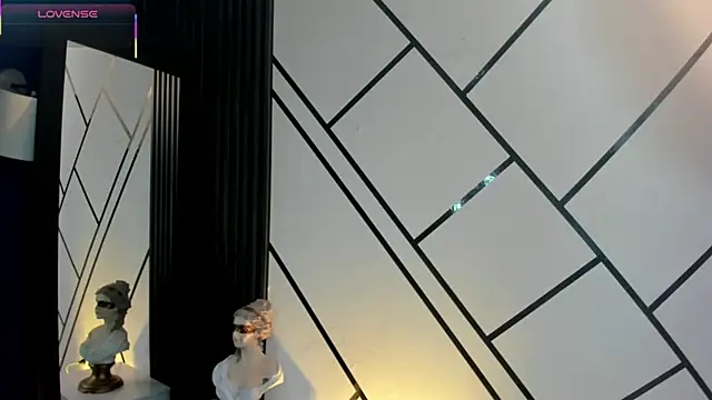 Christopher 77 online show from September 15, 2025, 4:07 pm