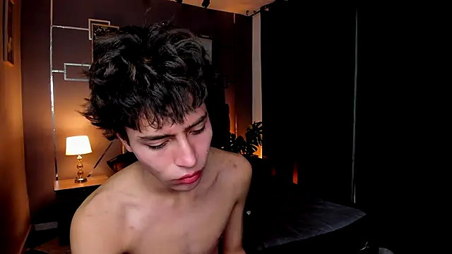 Christopher 77 online show from September 29, 2025, 1:27 pm