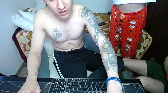 bossking017 online show from February 10, 2025, 12:29 pm
