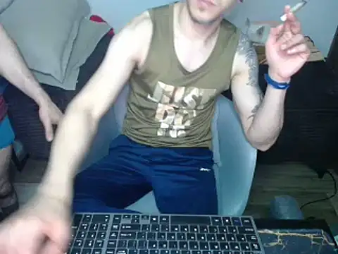 bossking017 online show from March 6, 2025, 1:14 pm
