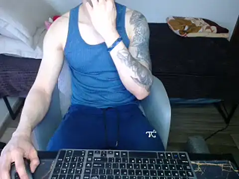 bossking017 online show from March 8, 2025, 1:47 pm