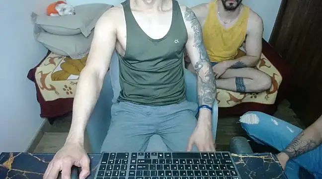 bossking017 online show from March 21, 2025, 5:02 pm