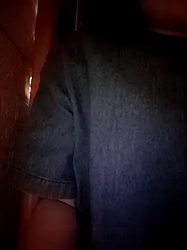 daisylouis online show from March 8, 2026, 9:24 am