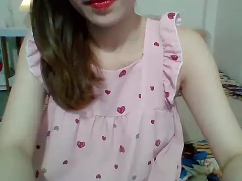   Donna   online show from September 20, 2025, 3:57 pm