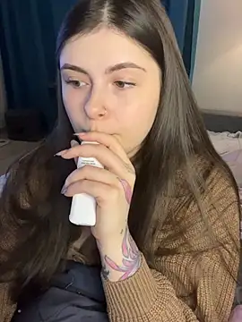 Snapshot of Lovely_Waifu chatting on March 11, 2026, 11:27 am Lovely Waifu online show from March 11, 2026, 11:27 am