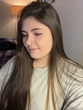 Snapshot of Lovely_Waifu chatting on March 12, 2026, 10:10 am Lovely Waifu online show from March 12, 2026, 10:10 am