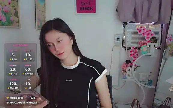 Snapshot of anne_smithe chatting on March 25, 2026, 1:22 am anne smithe online show from March 25, 2026, 1:22 am