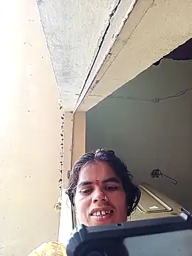 Priyanka hot1 online show from September 29, 2025, 4:28 am