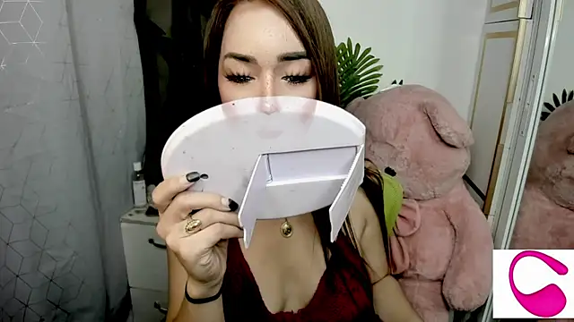 Snapshot of janecomander chatting on October 18, 2025, 5:43 am janecomander online show from October 18, 2025, 5:43 am