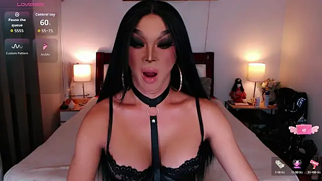 Snapshot of xQueenElektrax chatting on September 15, 2025, 9:48 pm xQueenElektrax online show from September 15, 2025, 9:48 pm