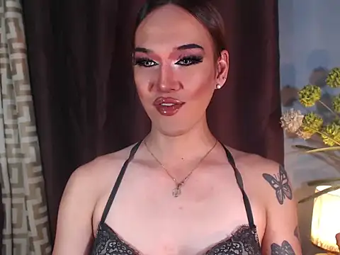 AleinaCroft online show from August 1, 2026, 3:22 pm