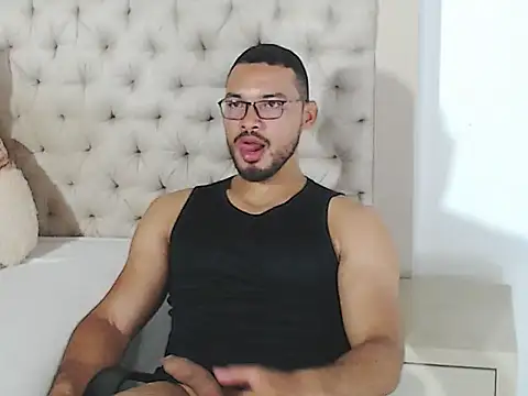 marcusblade online show from September 18, 2025, 5:09 am