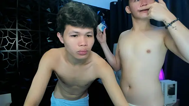 crazyasiantwink online show from February 2, 2026, 5:44 pm