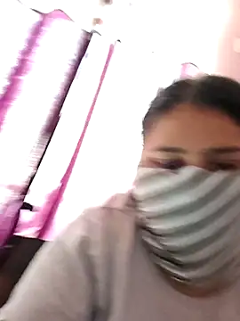 Snapshot of ShreyaIslive chatting on October 26, 2025, 1:55 am ShreyaIslive online show from October 26, 2025, 1:55 am