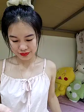 Baby-ladytits2025 online show from October 22, 2025, 4:07 pm