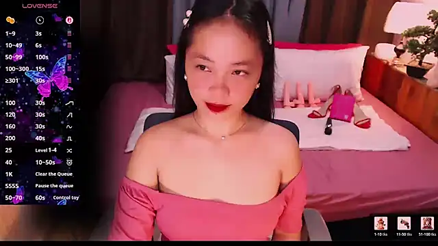 sexystela online show from June 12, 2026, 8:41 pm