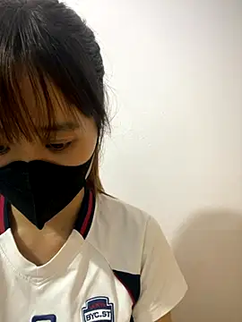 Snapshot of Lucy217 chatting on October 8, 2025, 1:42 pm Lucy217 online show from October 8, 2025, 1:42 pm