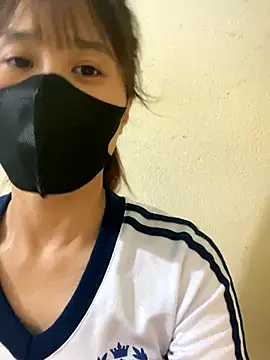 Snapshot of Lucy217 chatting on October 12, 2025, 1:21 pm Lucy217 online show from October 12, 2025, 1:21 pm