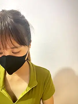 Snapshot of Lucy217 chatting on October 21, 2025, 2:40 pm Lucy217 online show from October 21, 2025, 2:40 pm