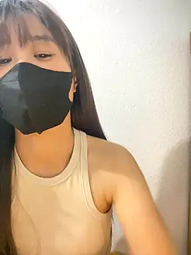 Snapshot of Lucy217 chatting on October 27, 2025, 1:37 pm Lucy217 online show from October 27, 2025, 1:37 pm