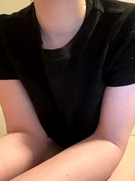 rosecams online show from September 27, 2025, 5:23 am