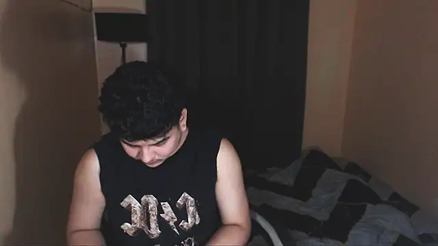 Snapshot of Prince_Killian chatting on October 13, 2025, 1:33 pm Prince Killian online show from October 13, 2025, 1:33 pm