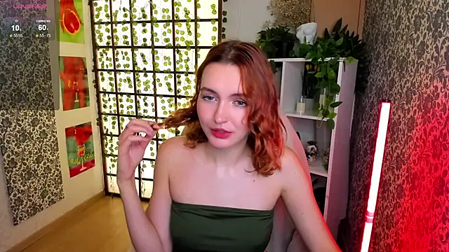 Snapshot of Elis_Cherry chatting on October 14, 2025, 1:50 am Elis Cherry online show from October 14, 2025, 1:50 am