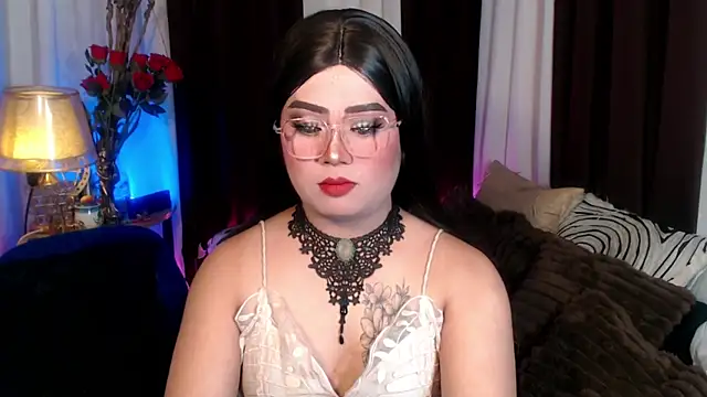 YourSweet-mich online show from February 11, 2026, 4:17 am