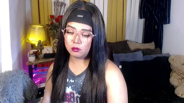 YourSweet-mich online show from May 10, 2026, 8:36 pm