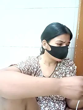 Snapshot of Hot_Jaanvi_ chatting on September 13, 2025, 5:18 am Hot Jaanvi  online show from September 13, 2025, 5:18 am