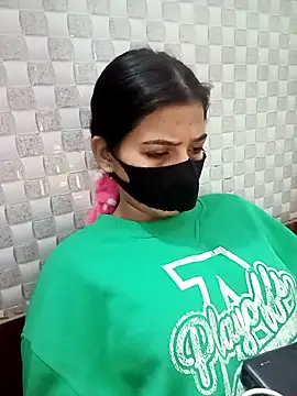 Hot Jaanvi  online show from November 21, 2025, 5:28 am