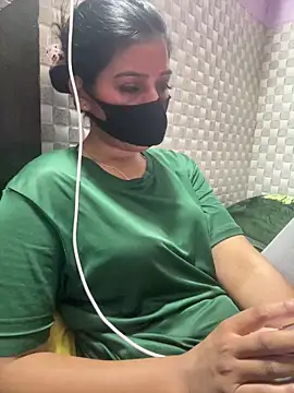 Hot Jaanvi  online show from April 28, 2026, 3:44 am