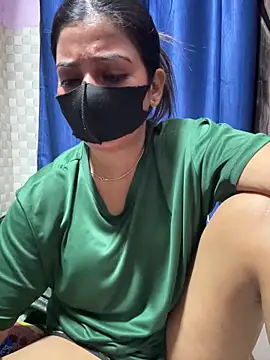 Hot Jaanvi  online show from April 29, 2026, 3:54 am