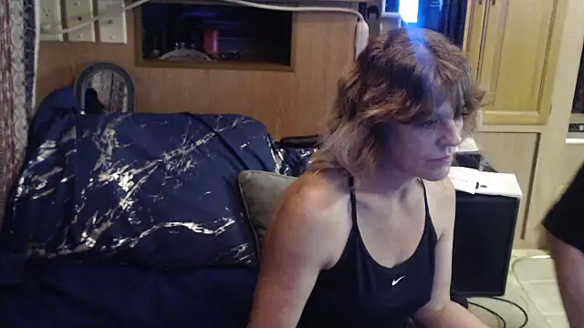 Snapshot of JaimeRhett chatting on March 1, 2026, 7:54 am JaimeRhett online show from March 1, 2026, 7:54 am