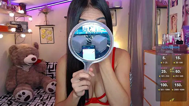 Snapshot of izabella_moore chatting on May 17, 2026, 12:41 am izabella moore online show from May 17, 2026, 12:41 am