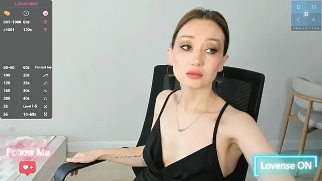 MinaDiamondd online show from May 7, 2026, 5:13 am