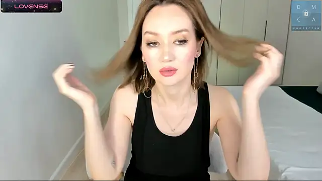 MinaDiamondd online show from June 25, 2026, 4:45 am