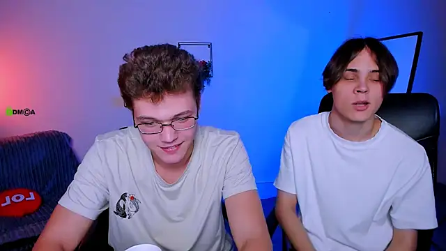 Snapshot of lucas_long_ chatting on September 18, 2025, 12:51 pm lucas long  online show from September 18, 2025, 12:51 pm