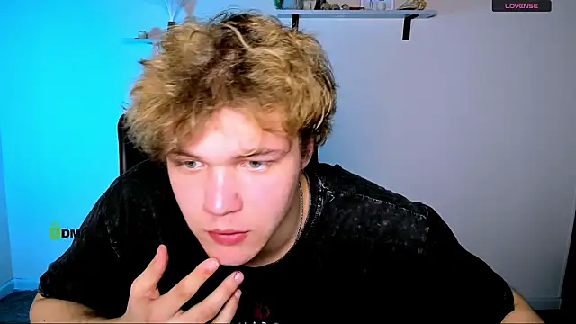 lucas long  online show from February 5, 2026, 8:02 pm