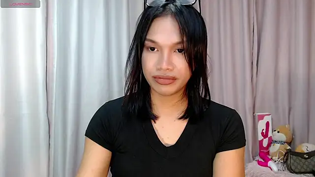 Herbielustts online show from November 27, 2025, 1:46 pm