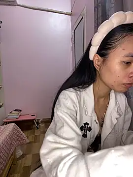 Snapshot of Dau-Tayy chatting on October 23, 2025, 12:26 pm Dau-Tayy online show from October 23, 2025, 12:26 pm