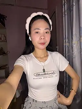 Snapshot of Dau-Tayy chatting on October 26, 2025, 2:34 pm Dau-Tayy online show from October 26, 2025, 2:34 pm