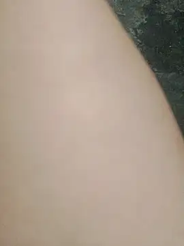 CloudyChu online show from October 13, 2025, 1:55 pm