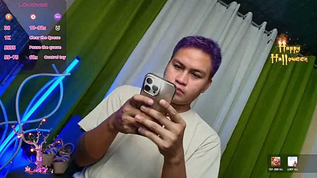 Snapshot of Asian_jayeel chatting on April 14, 2026, 7:36 am Asian jayeel online show from April 14, 2026, 7:36 am