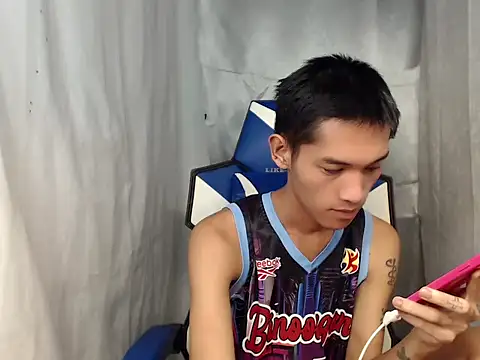 Snapshot of riks_tyler chatting on March 29, 2026, 9:04 pm riks tyler online show from March 29, 2026, 9:04 pm