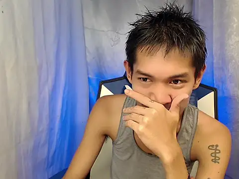 Snapshot of riks_tyler chatting on May 17, 2026, 12:12 pm riks tyler online show from May 17, 2026, 12:12 pm