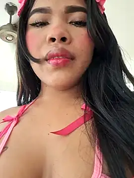 Snapshot of Michell_em chatting on February 19, 2026, 6:48 pm Michell em online show from February 19, 2026, 6:48 pm