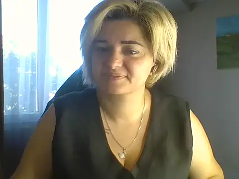 Snapshot of Wymini chatting on September 23, 2025, 7:44 am Wymini online show from September 23, 2025, 7:44 am